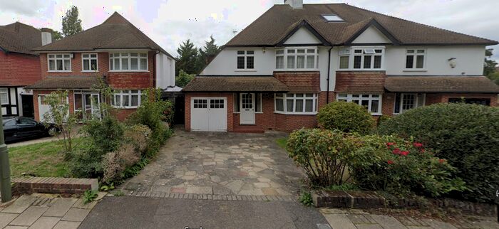3 Bedroom Semi-Detached House To Rent In Kelsey Lane, Beckenham, Kent, BR3
