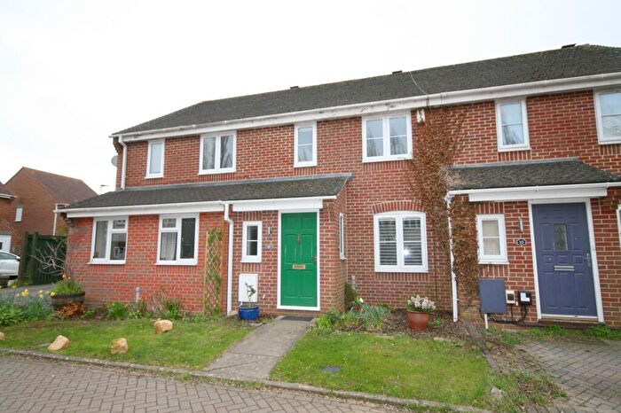 3 Bedroom Terraced House For Sale In Coopers Close, Littleworth, OX33