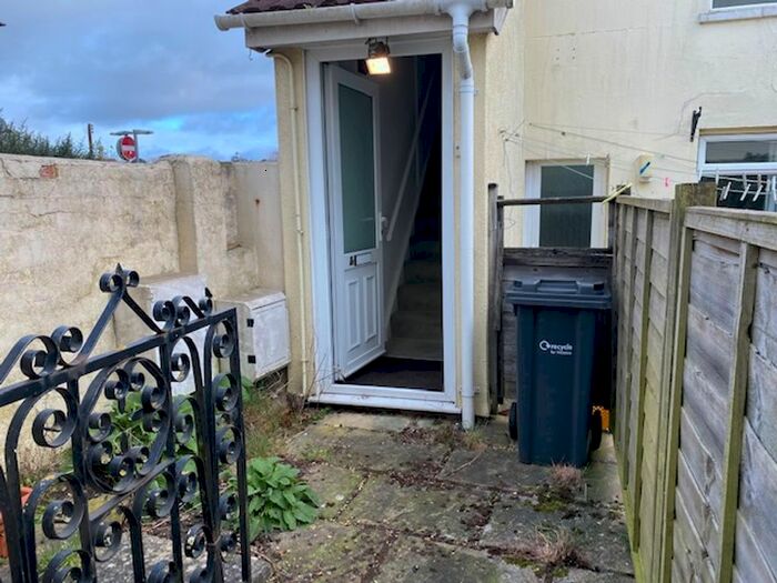 1 Bedroom Flat To Rent In Meadow Road, Salisbury SP2