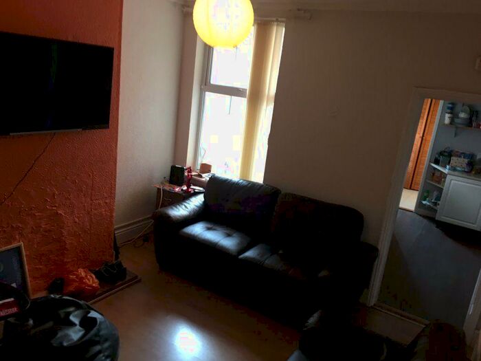 4 Bedroom House To Rent In Wolfa Street, Derby, DE22