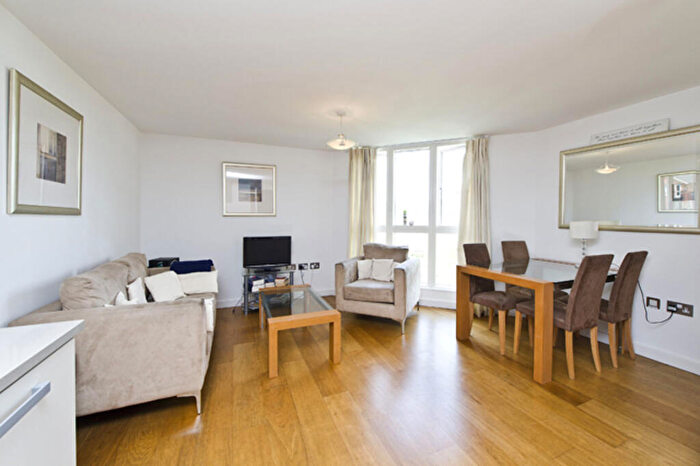 2 Bedroom Flat To Rent In Water Gardens Square, Canada Water, SE16