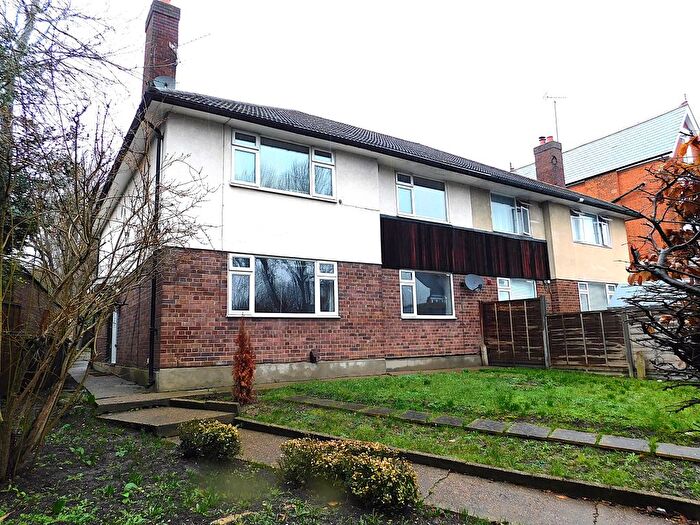 2 Bedroom Maisonette To Rent In Worple Road, Wimbledon, SW19