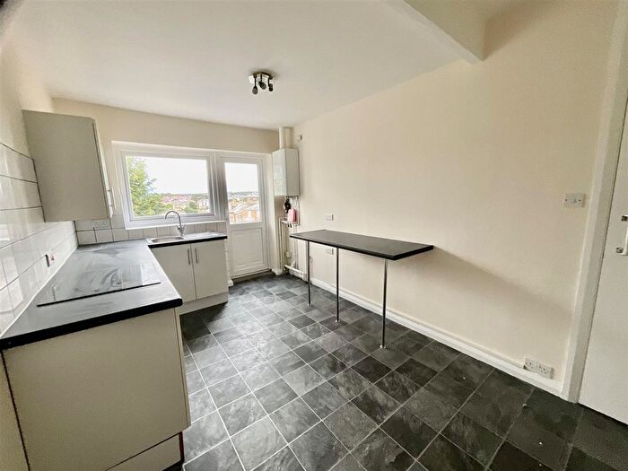 Property To Rent In Ramshill Road, Scarborough, YO11
