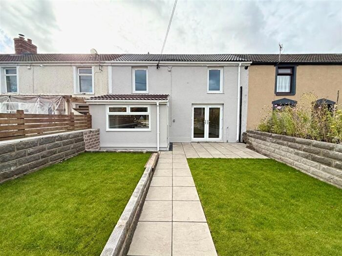 2 Bedroom Terraced House To Rent In Cardiff Road, Aberdare, CF44