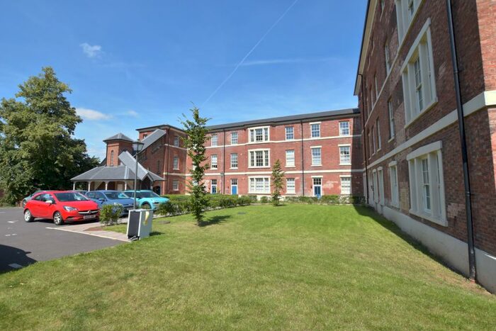 1 Bedroom Apartment To Rent In St Georges Parkway, Stafford, ST16