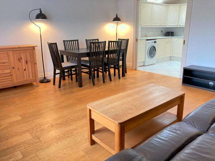 2 Bedroom Flat To Rent In Very Near Inglis Road Area, Ealing, W5