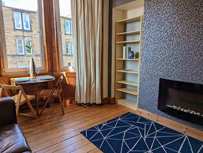 1 Bedroom Flat To Rent In L Marionville Road, Edinburgh, EH7