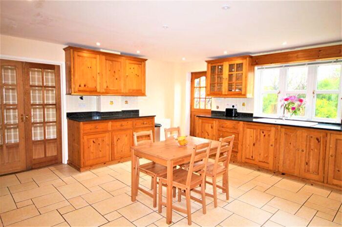 5 Bedroom Detached House To Rent In Warblington Road, Emsworth., PO10