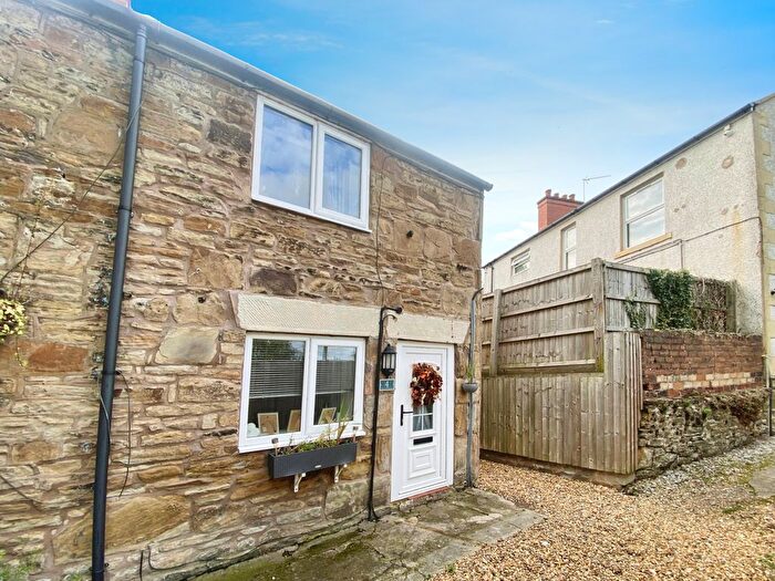 1 Bedroom Semi-Detached House For Sale In Bryn Y Ffynnon Road, Brymbo, Wrexham, LL11