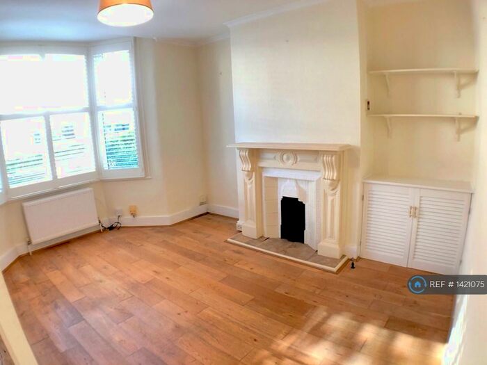 2 Bedroom Maisonette To Rent In Archer Road, London, SE25