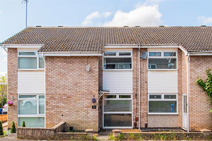 2 Bedroom Terraced House For Sale In Melrose Close, Kettering, NN15