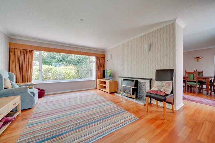 2 Bedroom Detached Bungalow For Sale In Chestnut Close, St. Ives, Cambridgeshire, PE27