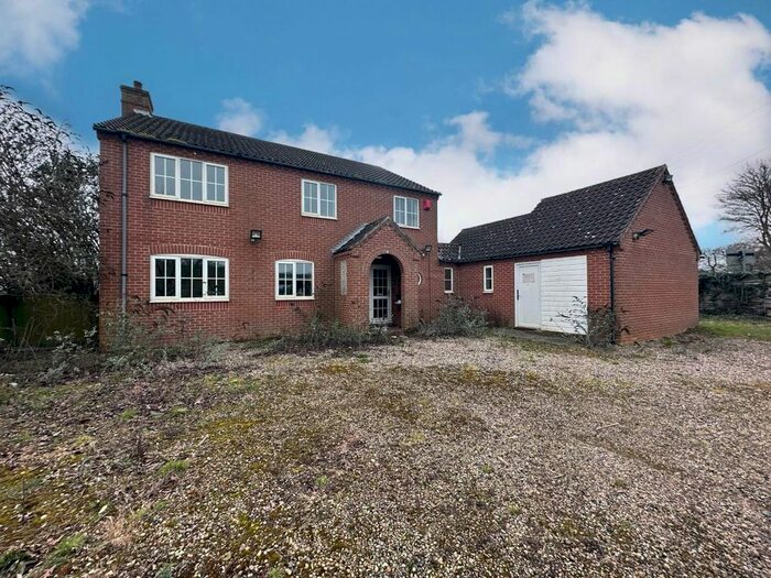 4 Bedroom Detached House To Rent In Plumstead Road, Thorpe End, Norwich, NR13