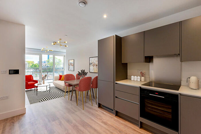 2 Bedroom Flat For Sale In Botanical Apartments, Lavender Way, London, E3