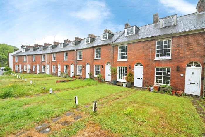 2 Bedroom Terraced House For Sale In Military Road, Rye, TN31