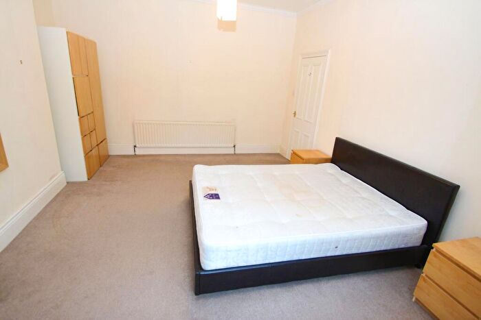 2 Bedroom Apartment To Rent In Ashleigh Grove, Jesmond, NE2