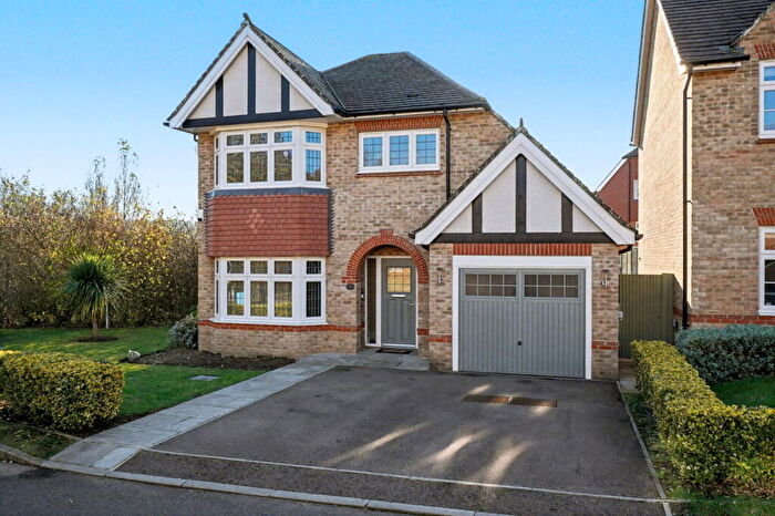 3 Bedroom Detached House For Sale In Anderson Close, St Andrews Park, Halling, Rochester, ME2