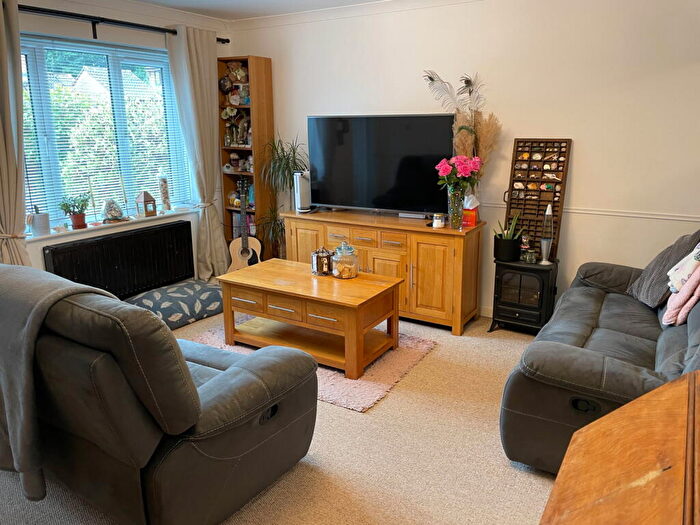 3 Bedroom Detached House For Sale In Head Weir Road, Cullompton, EX15