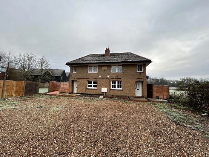 Studio To Rent In Smug Oak Lane, Colney Street, St. Albans, AL2