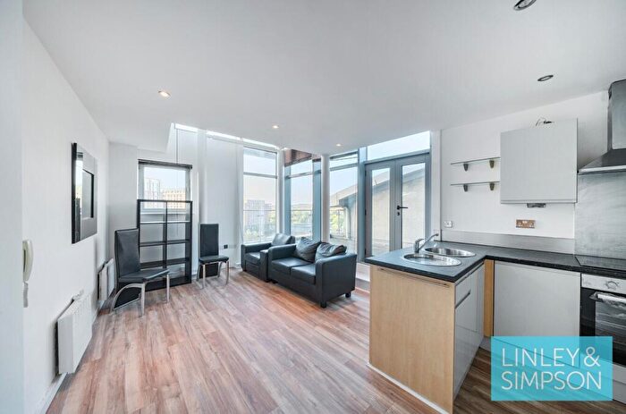 2 Bedroom Penthouse For Sale In Santorini, Gotts Road, Leeds, LS12