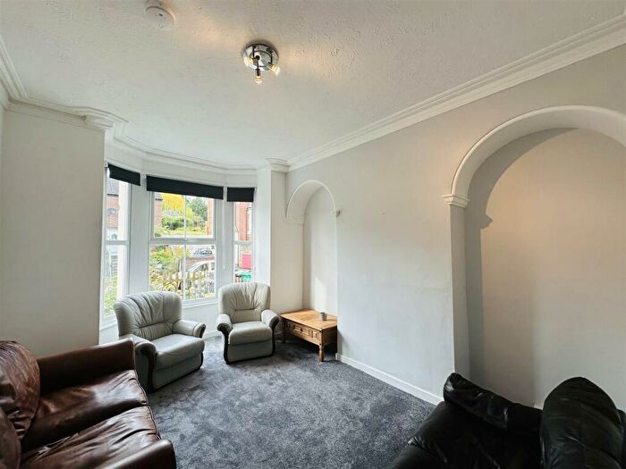 6 Bedroom Terraced House To Rent In One Week Free, Portland Road, Nottingham, NG7