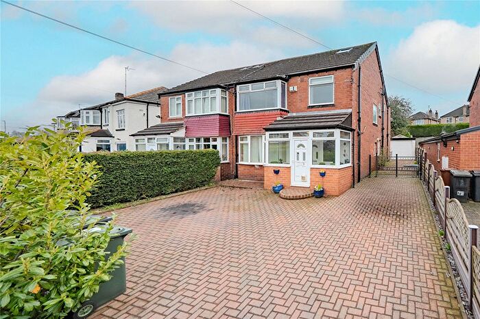 4 Bedroom Semi Detached House For Sale In Sandhill Oval, Leeds, West Yorkshire, LS17