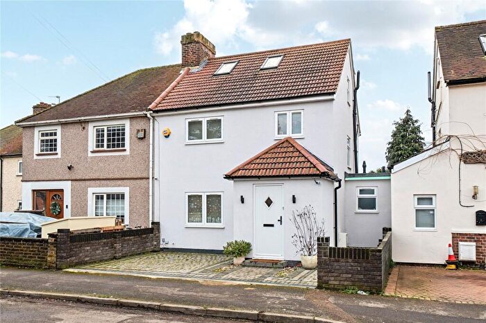 4 Bedroom Semi Detached House For Sale In Beauchamp Road, West Molesey, KT8
