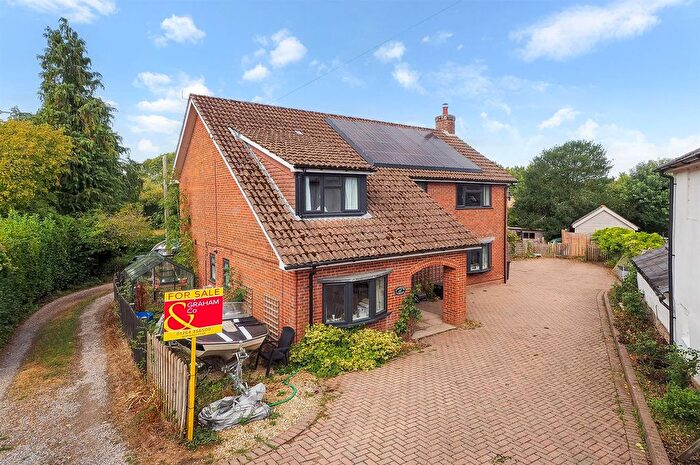 4 Bedroom Detached House For Sale In Upper Clatford, Andover, SP11