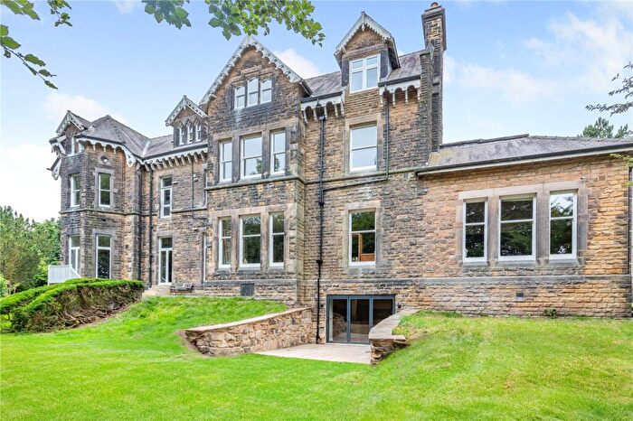 3 Bedroom Flat For Sale In Apartment E, The Hollies, Weetwood Lane, Leeds, LS16