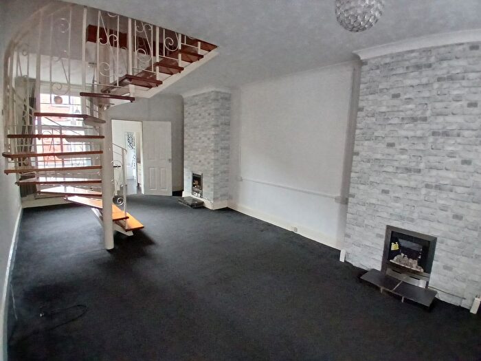 3 Bedroom Terraced House To Rent In Sir Lewis Street, King's Lynn, PE30