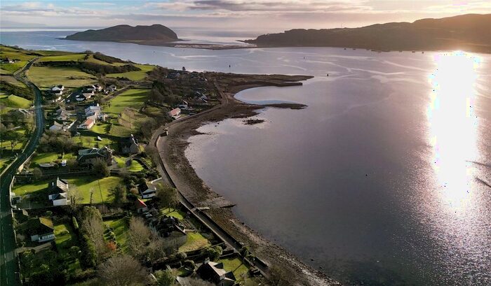 5 Bedroom Detached House For Sale In Eagle Park, Low Askomil, Campbeltown, Argyll And Bute, PA28