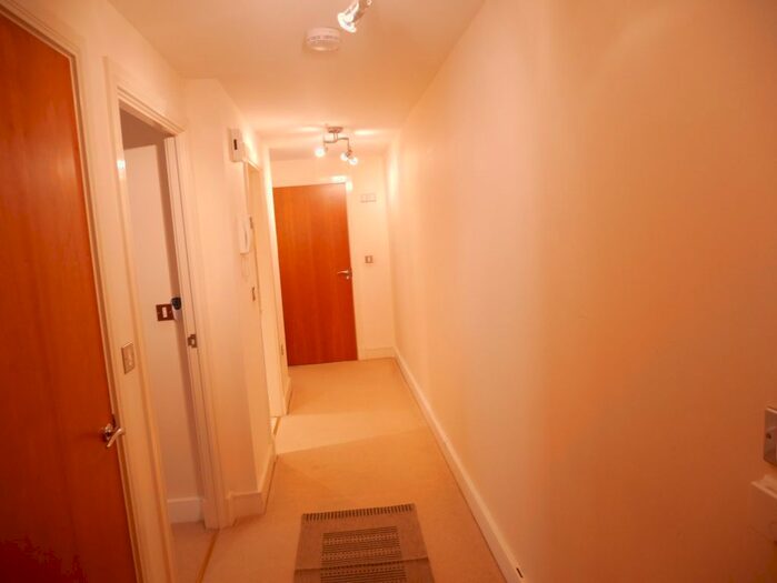 1 Bedroom Flat To Rent In Rozel House, Birnbeck Road, Weston-Super-Mare, BS23