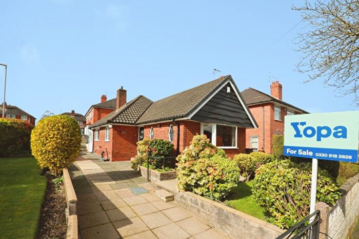 2 Bedroom Bungalow For Sale In Courtway Drive, Sneyd Green, Stoke-on-trent, ST1