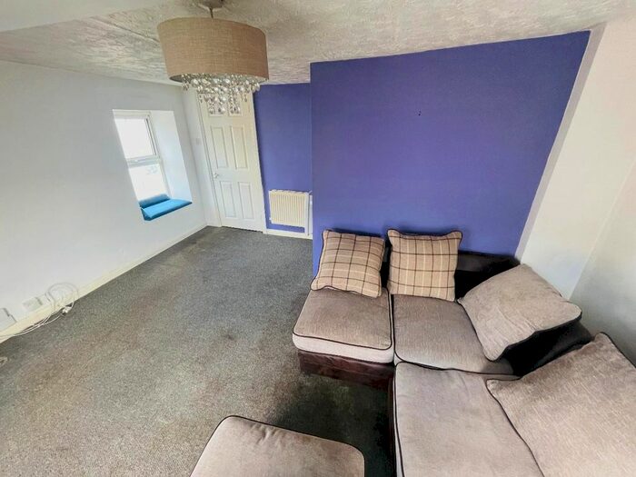 2 Bedroom Flat To Rent In Liverpool Road, Stoke-On-Trent, ST4