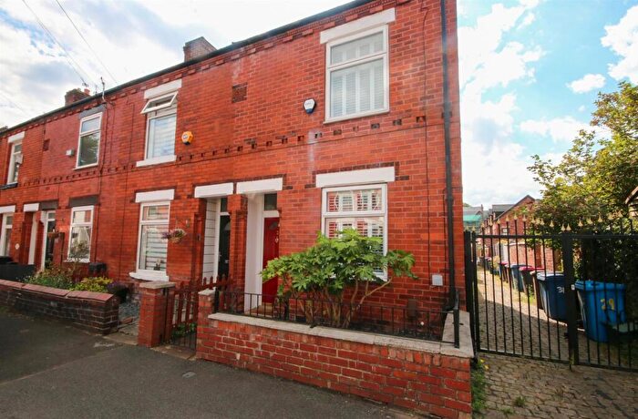 2 Bedroom End Of Terrace House For Sale In Dalton Street, Monton, M30