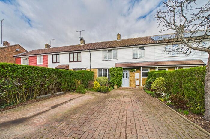 3 Bedroom Terraced House For Sale In Anneforde Place, Bracknell, Berkshire, RG42
