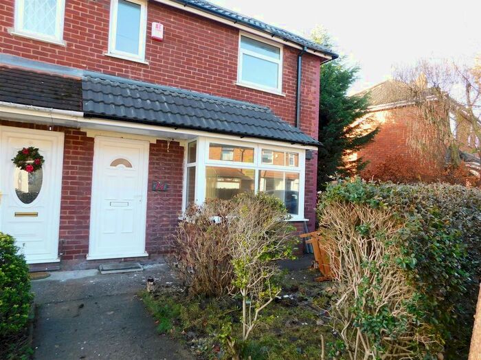 2 Bedroom Semi-Detached House To Rent In Glenmore Drive, Failsworth, Manchester, M35