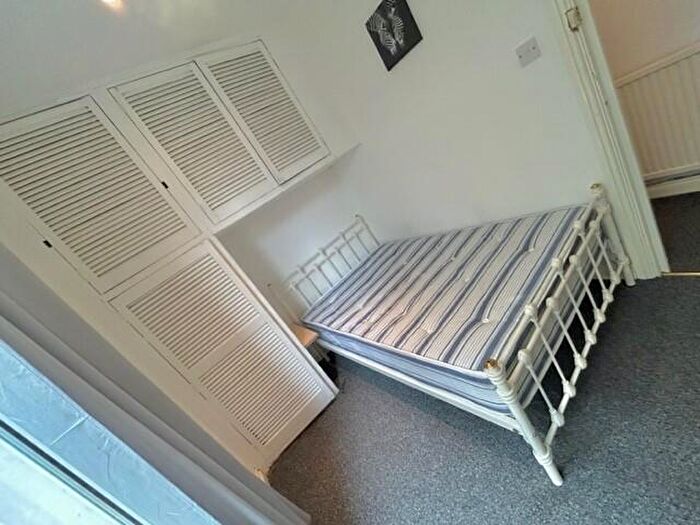 1 Bedroom Apartment To Rent In Glynrhondda Street, Cardiff(City), CF24