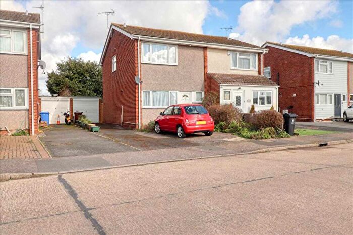 3 Bedroom Semi-Detached House For Sale In Withrick Walk, St Osyth, CO16