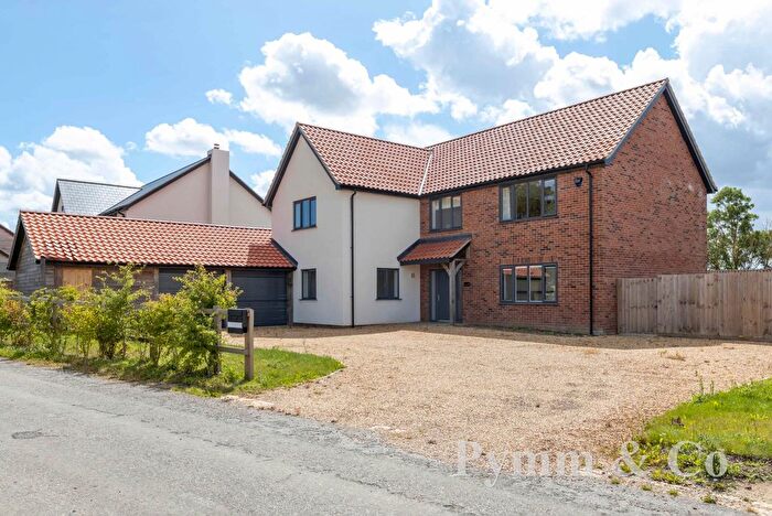 4 Bedroom Detached House For Sale In Heath Road, Dereham, NR20
