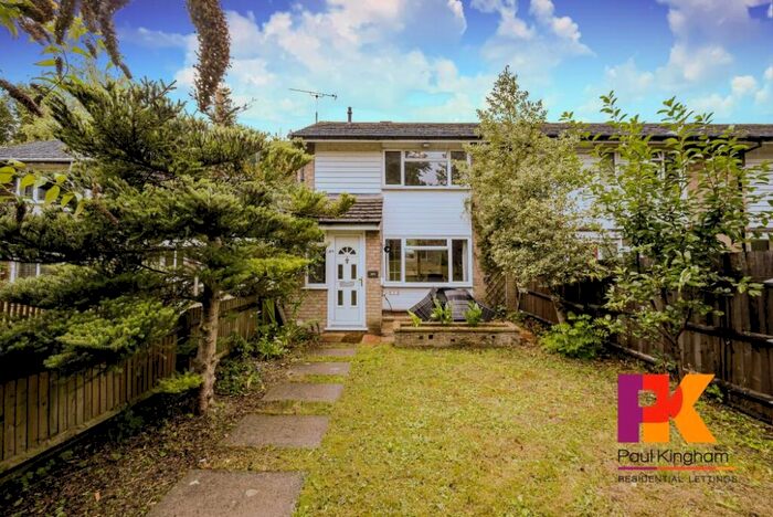 2 Bedroom Semi-Detached House To Rent In The Pastures, Downley, HP13