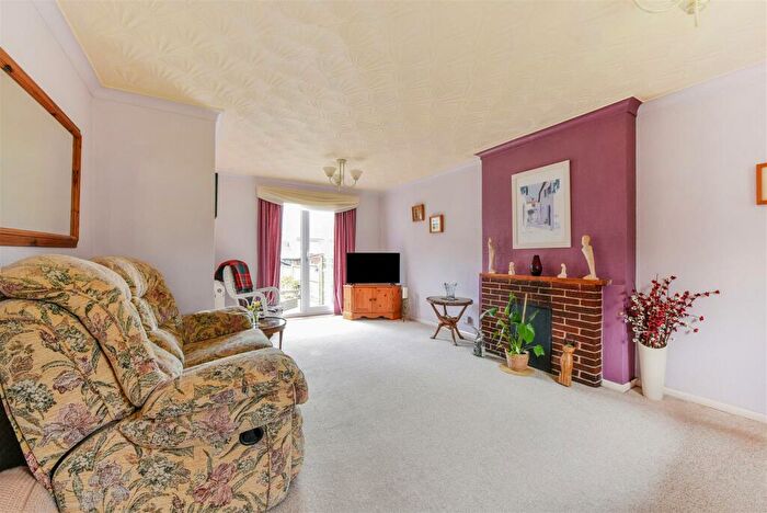 3 Bedroom Terraced House For Sale In Northside, Lavant, Chichester, PO18
