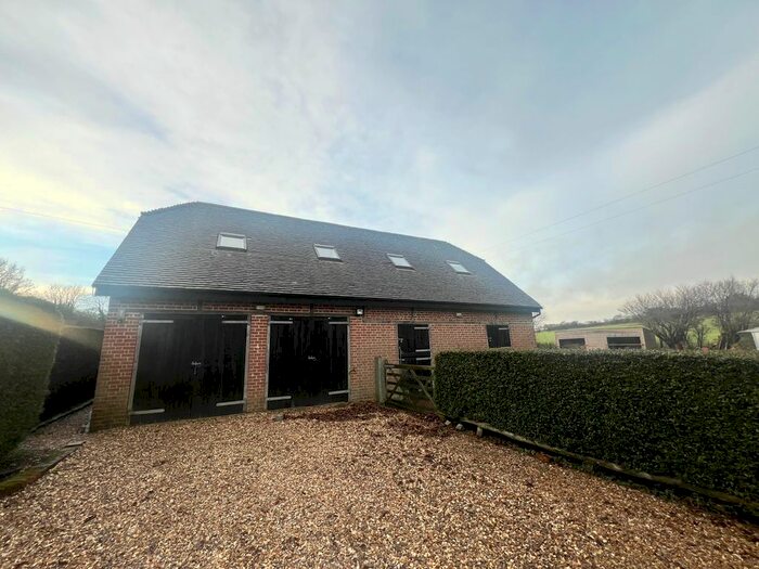 2 Bedroom Flat To Rent In White Lane, Hannington, Tadley, RG26