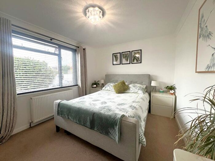 2 Bedroom Semi-Detached Bungalow For Sale In Firs Grove, Barnstaple, EX32