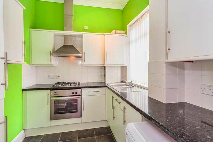 2 Bedroom Apartment To Rent In Reads Avenue, Blackpool, FY1