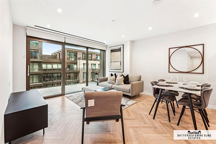 2 Bedroom Flat To Rent In Parkland Walk, London, SW6