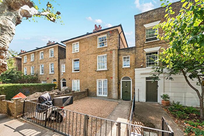 5 Bedroom Terraced House For Sale In Urlwin Street, London, SE5