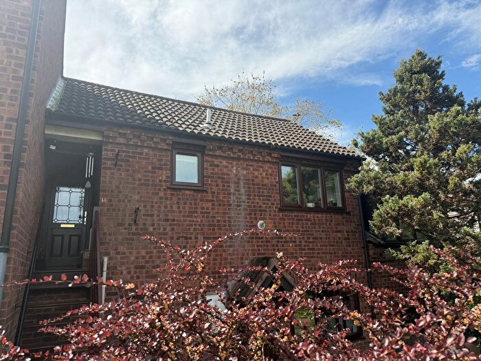 1 Bedroom Flat For Sale In Riverdale Court, Brundall, NR13