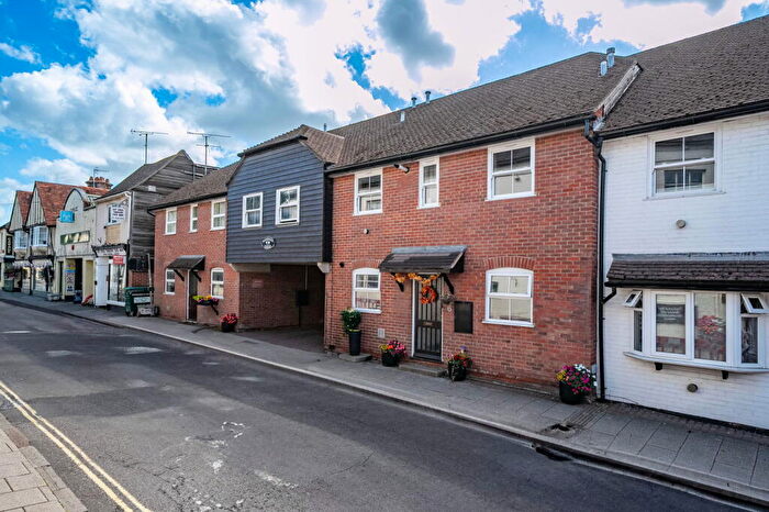 2 Bedroom Maisonette For Sale In Waterloo Court, Whitchurch, RG28