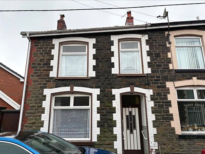 3 Bedroom End Of Terrace House For Sale In Nash Street, Abercynon, Mountain Ash, CF45